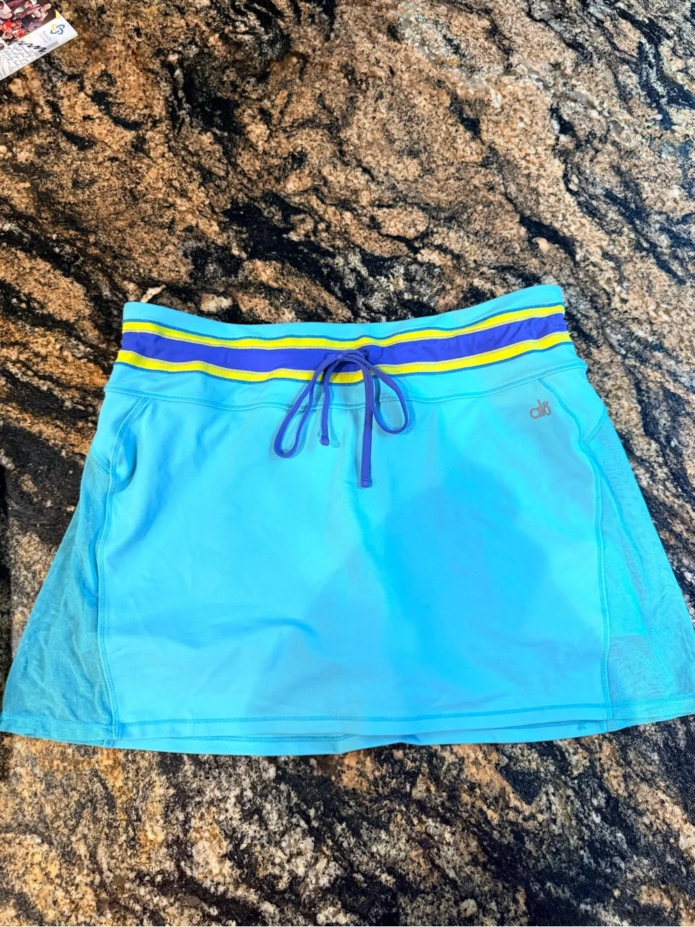 Alo skirt with Striped Waistband